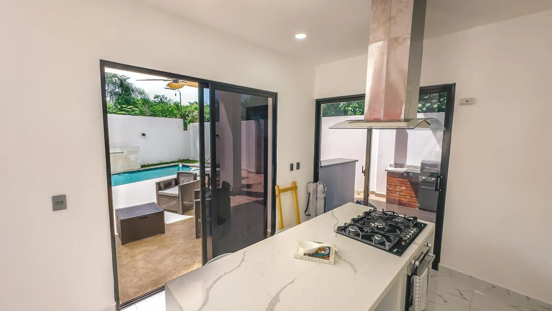 Stunning Brand New Villa In Downtown プンタ・カナ