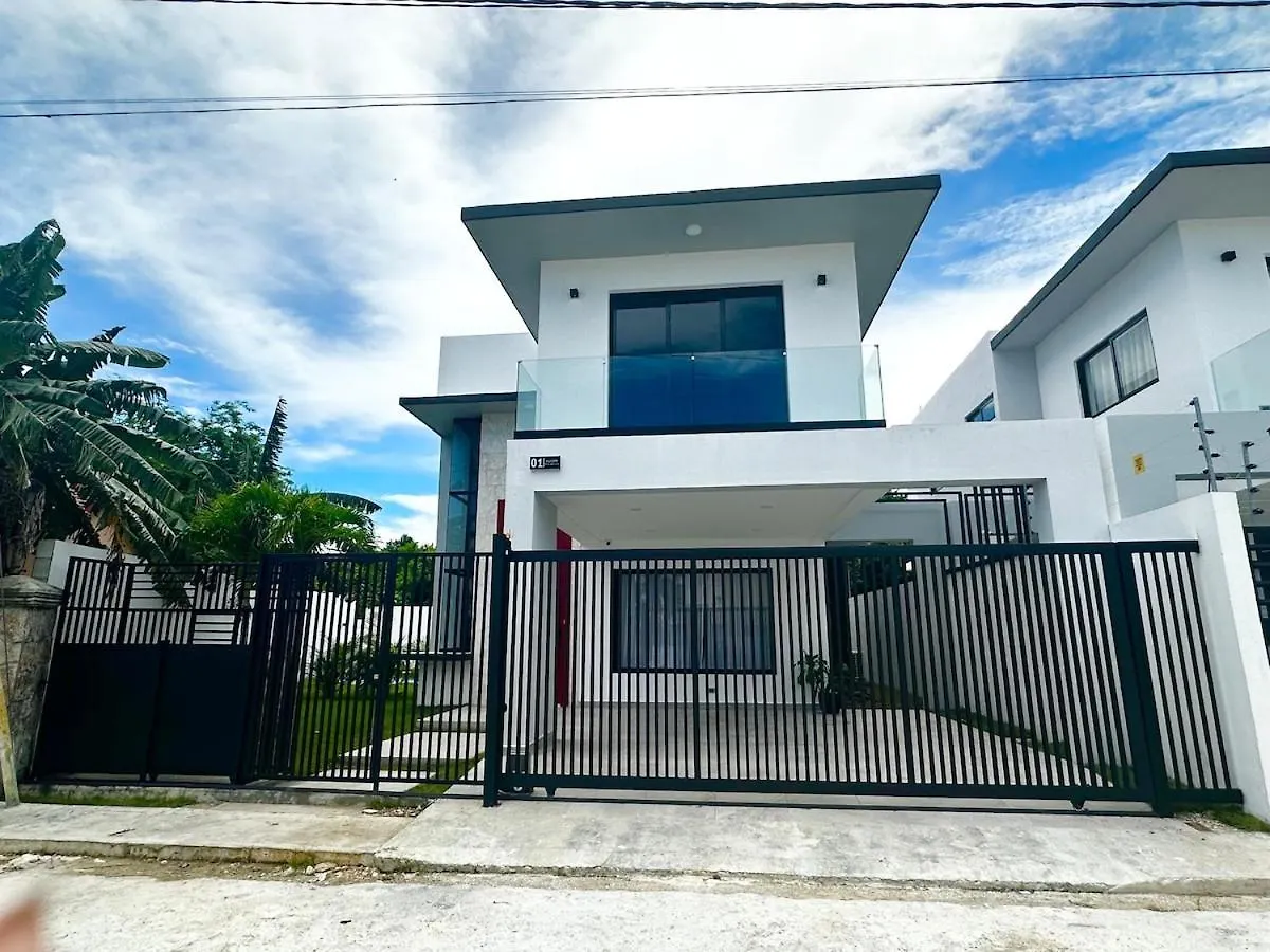 Stunning Brand New Villa In Downtown Punta Cana 0*,  Dominicaanse Republiek